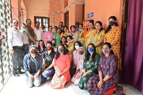 Inner Wheel Club installed sanitary napkin vending machine at Veterinary College