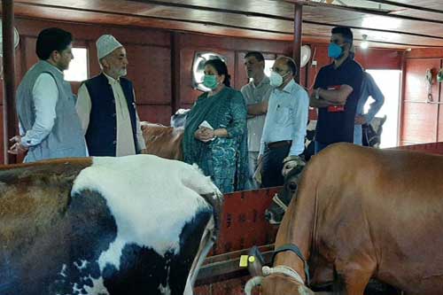Kashmir-Animal-Husbandry-Director visit – epashupalan